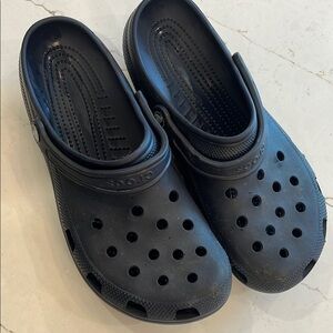 Classic Navy Crocs Men's Slip-On Clog